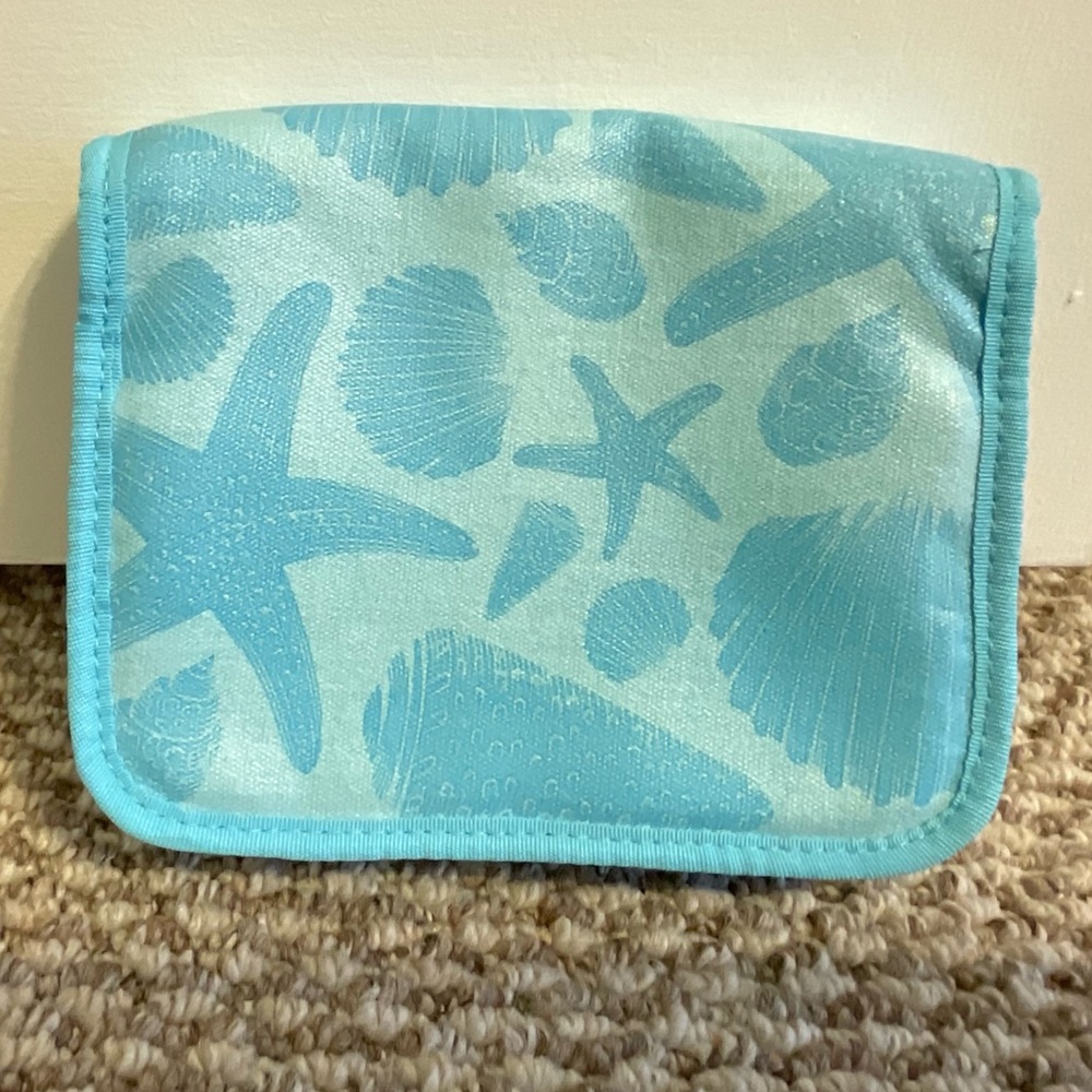 Crabtree & Evelyn Summer Sea Shell, Blue Travel Bag/Cosmetic Bag - Picture 2 of 15